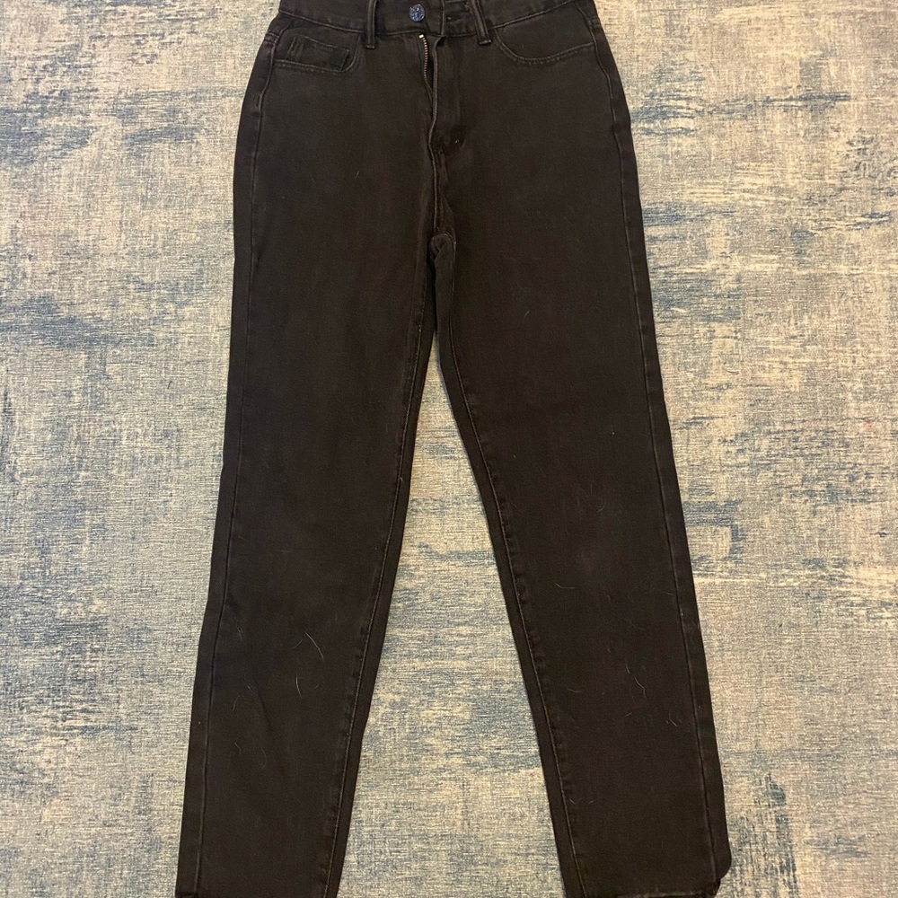 Black mom jeans
